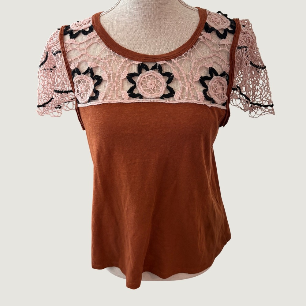 Anthropologie Womens Crochet Lace Flutter Sleeve Top Cotton Burnt Orange Medium - Picture 2 of 15